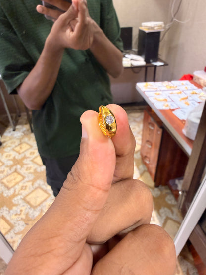 GOLD FORMING PLAIN EARRING